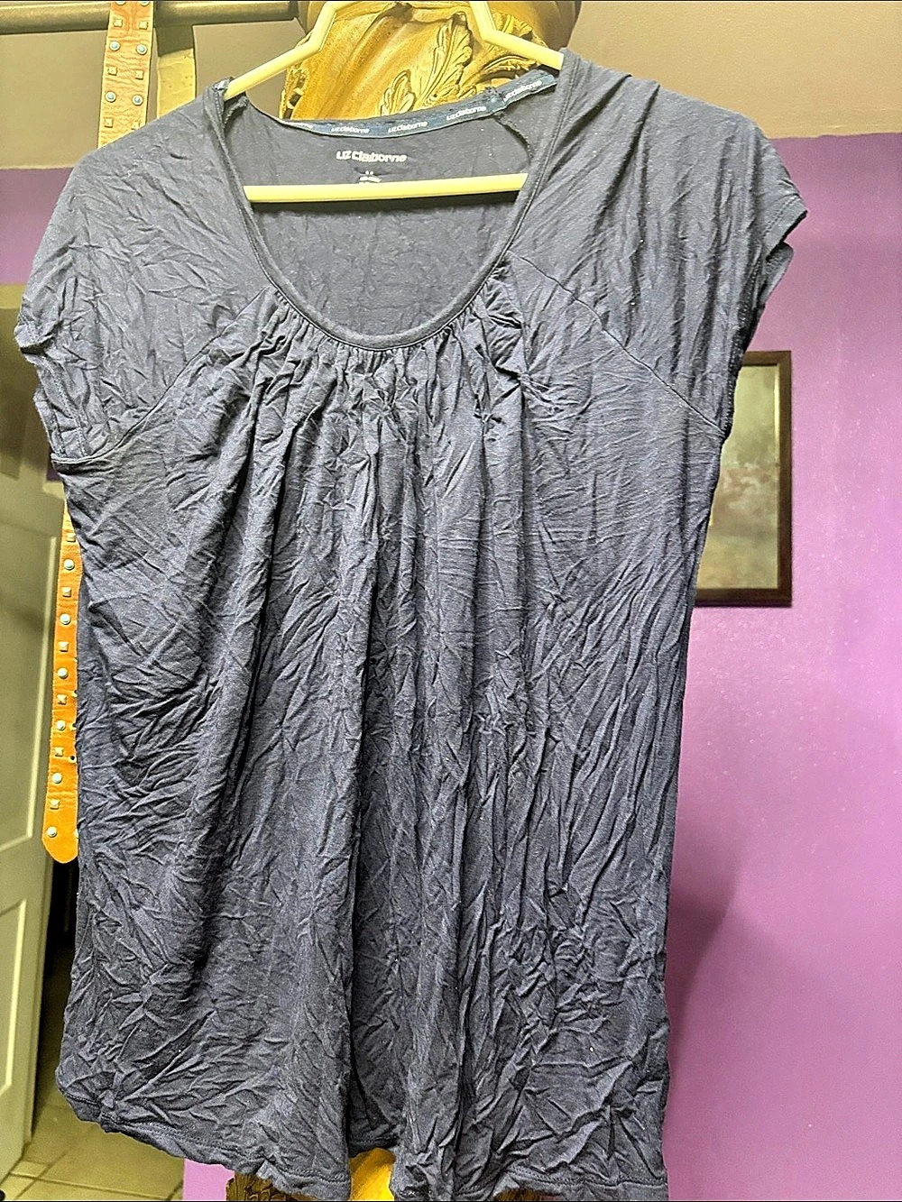 Liz Claiborne Short Sleeve Ruched Top in Gray
